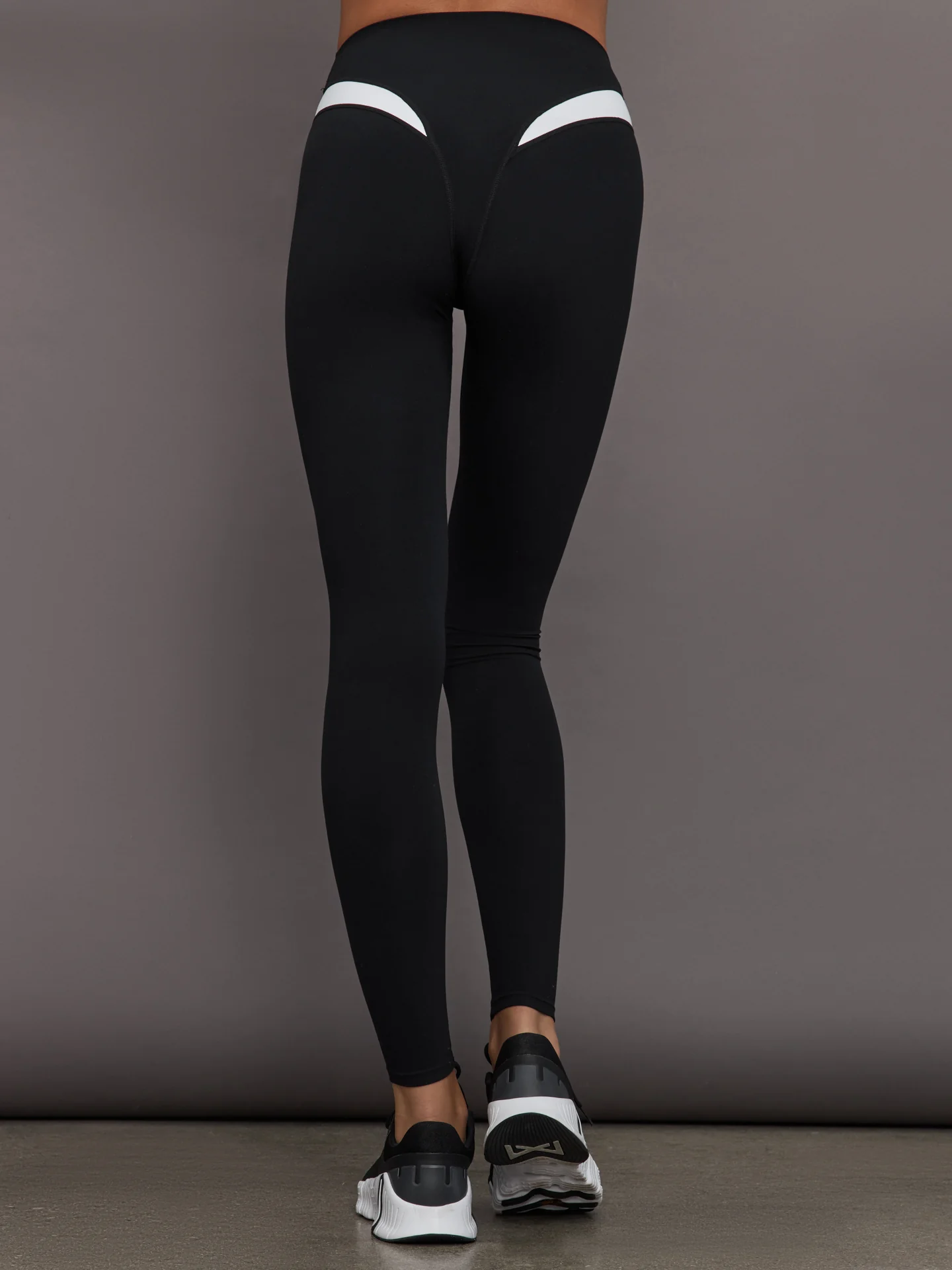 Spliced Colorblock Legging in Melt - Black / White - Image 4