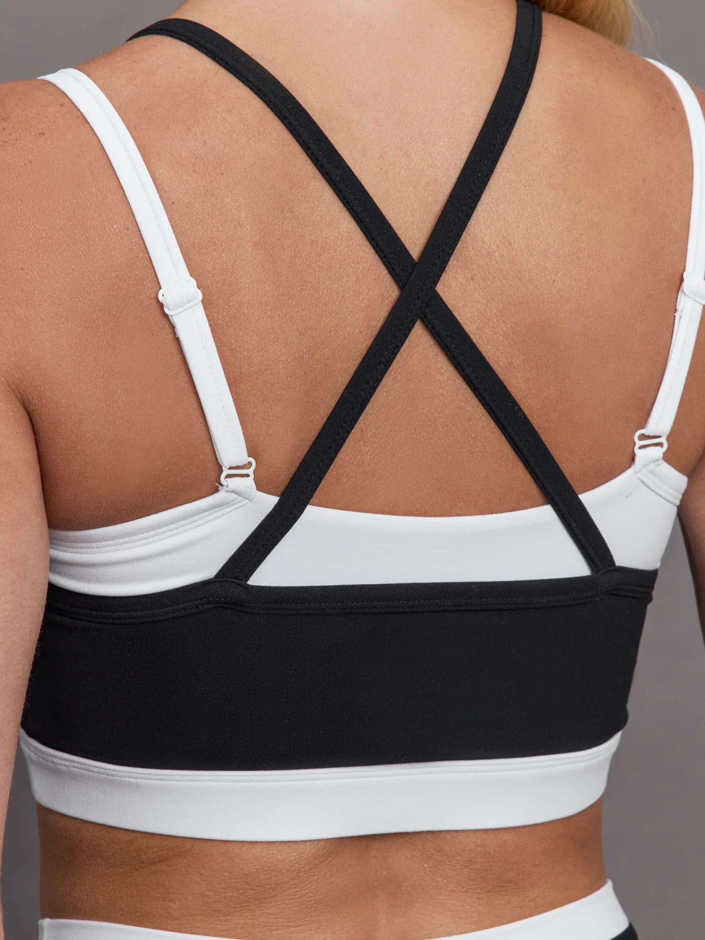Double Layered Contrast Bra in Melt - Black/White - Image 5