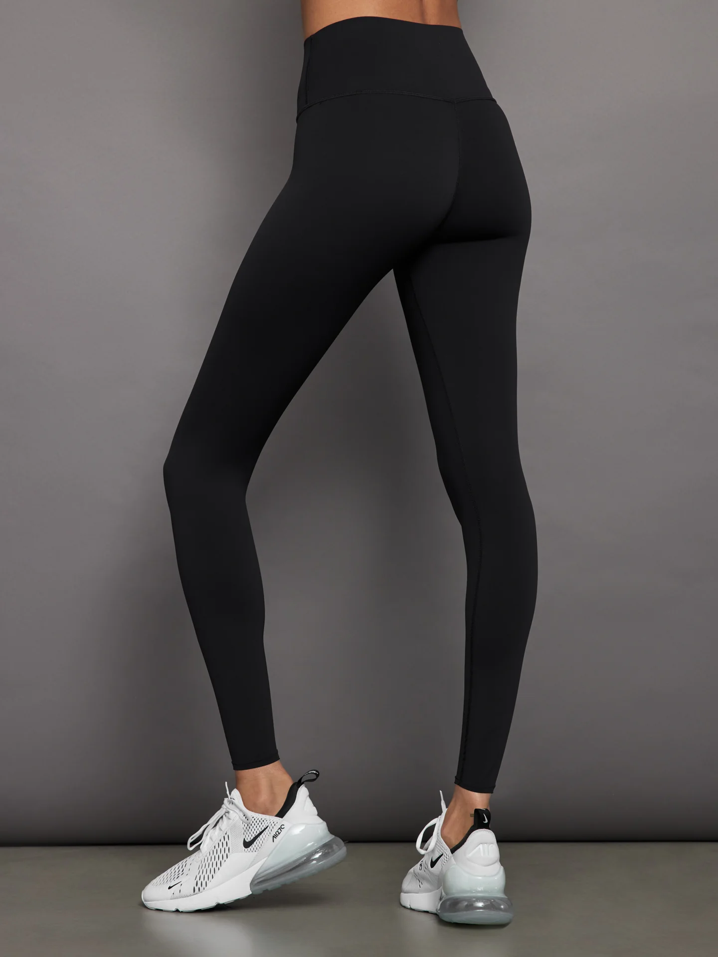 High Rise Full-Length Legging in Diamond Compression - Black - Image 4