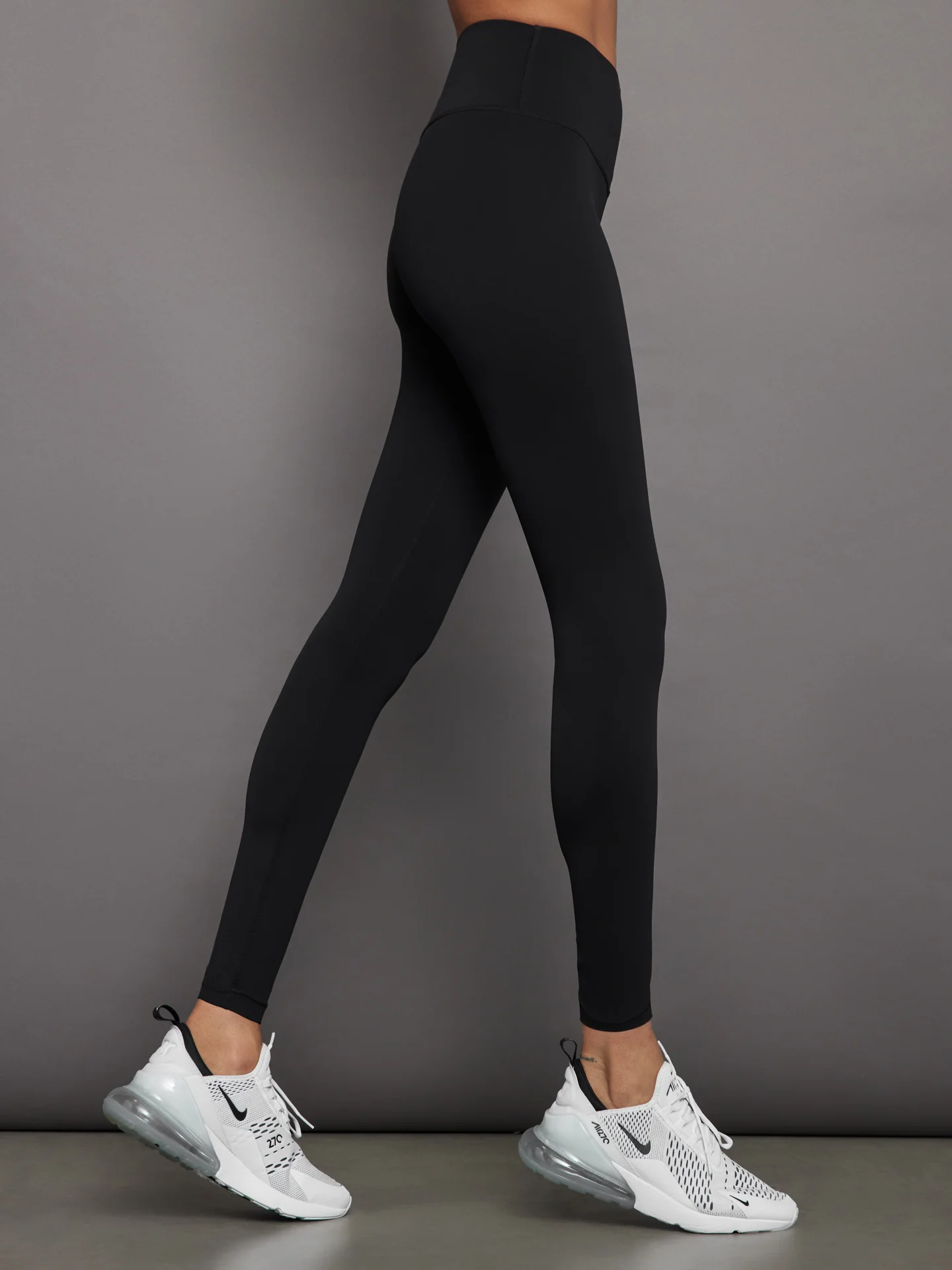 High Rise Full-Length Legging in Diamond Compression - Black - Image 5