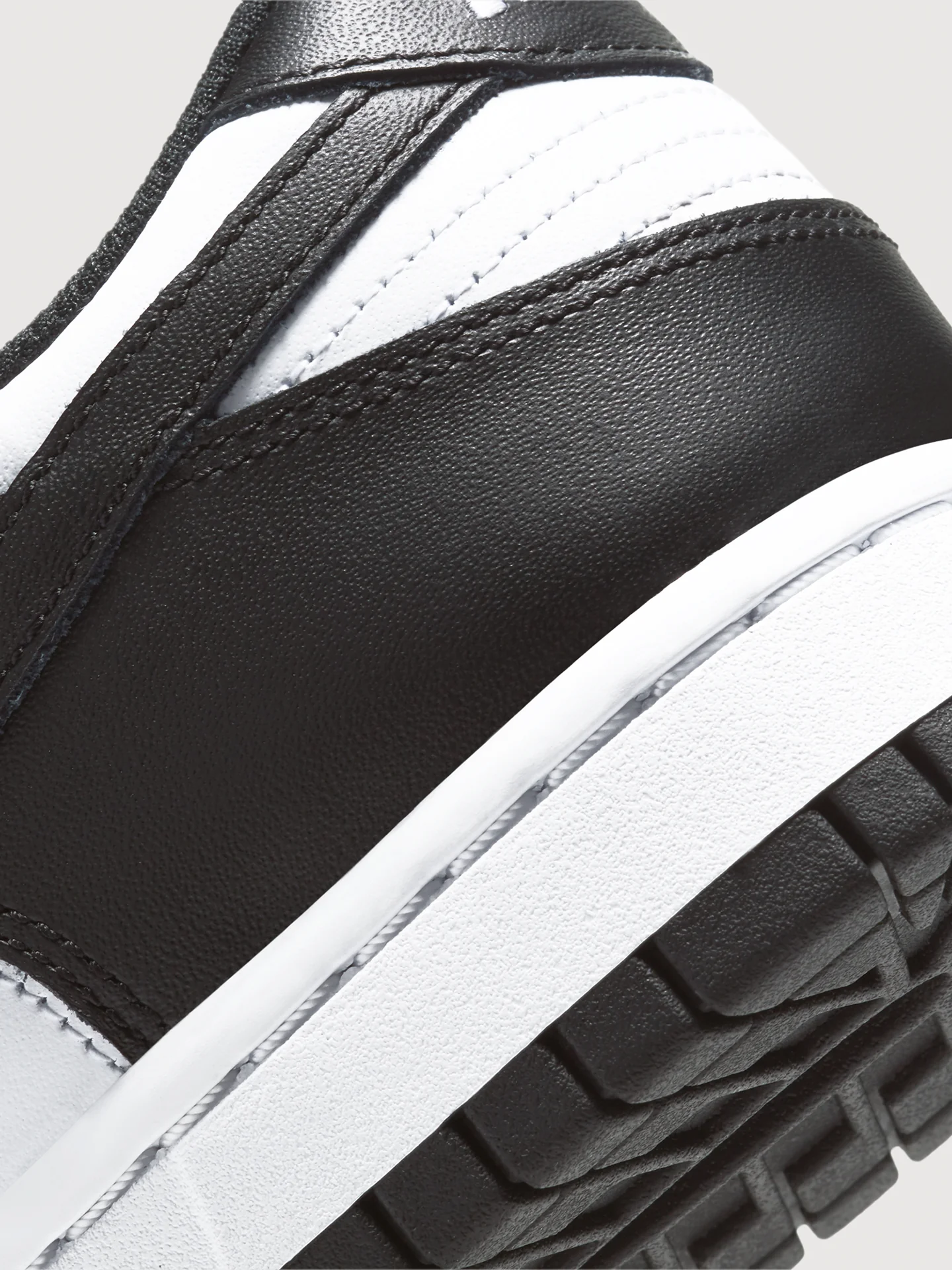 Nike Dunk Low - White/Black-White - Image 4