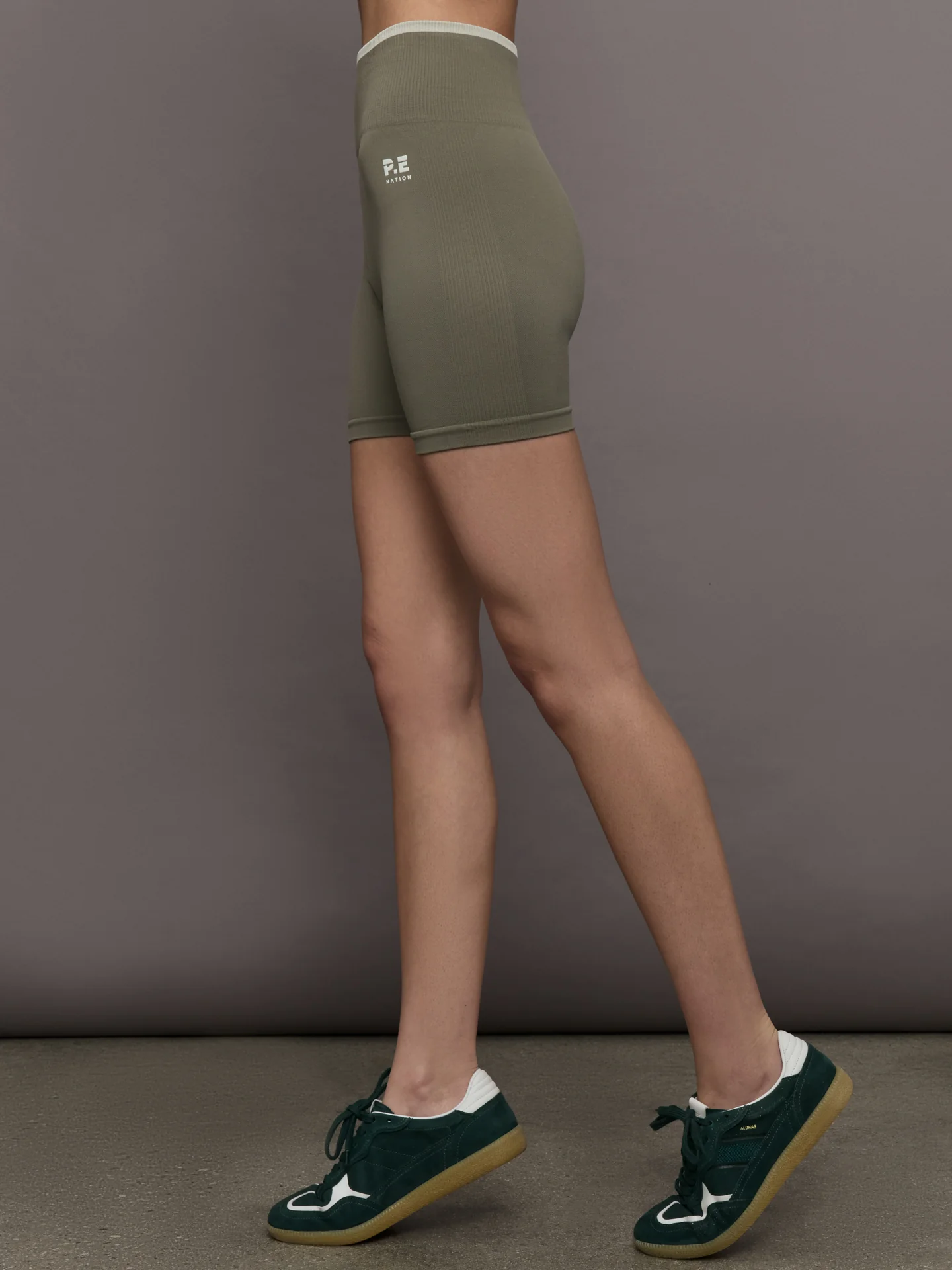 Restore Seamless Bike Short - Khaki Brown - Image 3