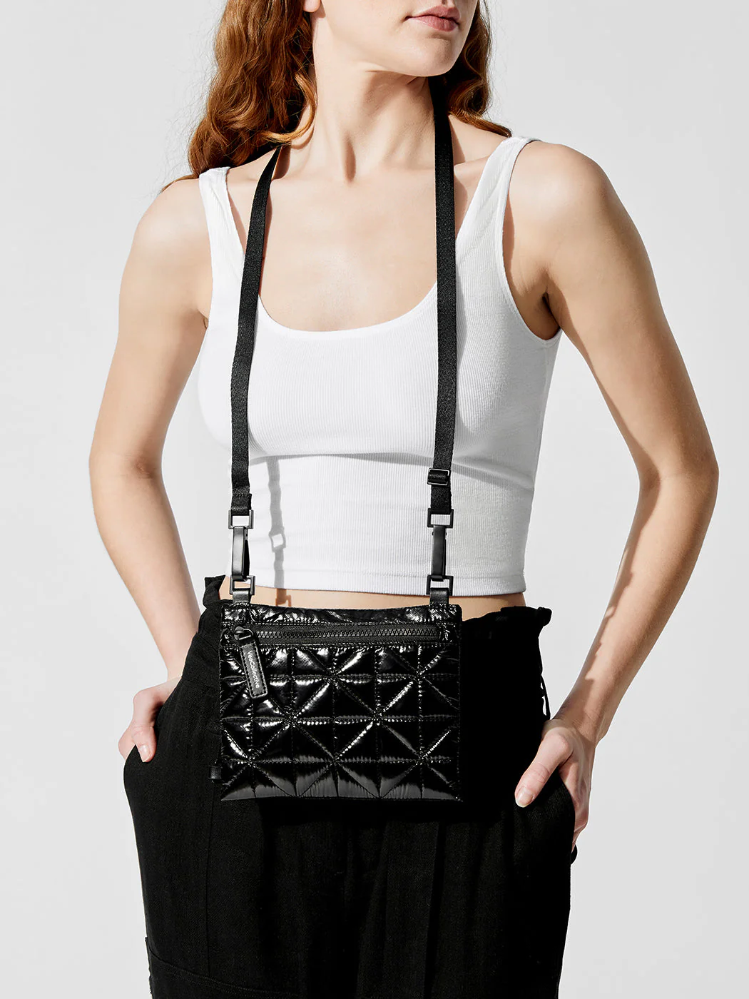 Vee Protective Small - Black Vinyl - Image 3